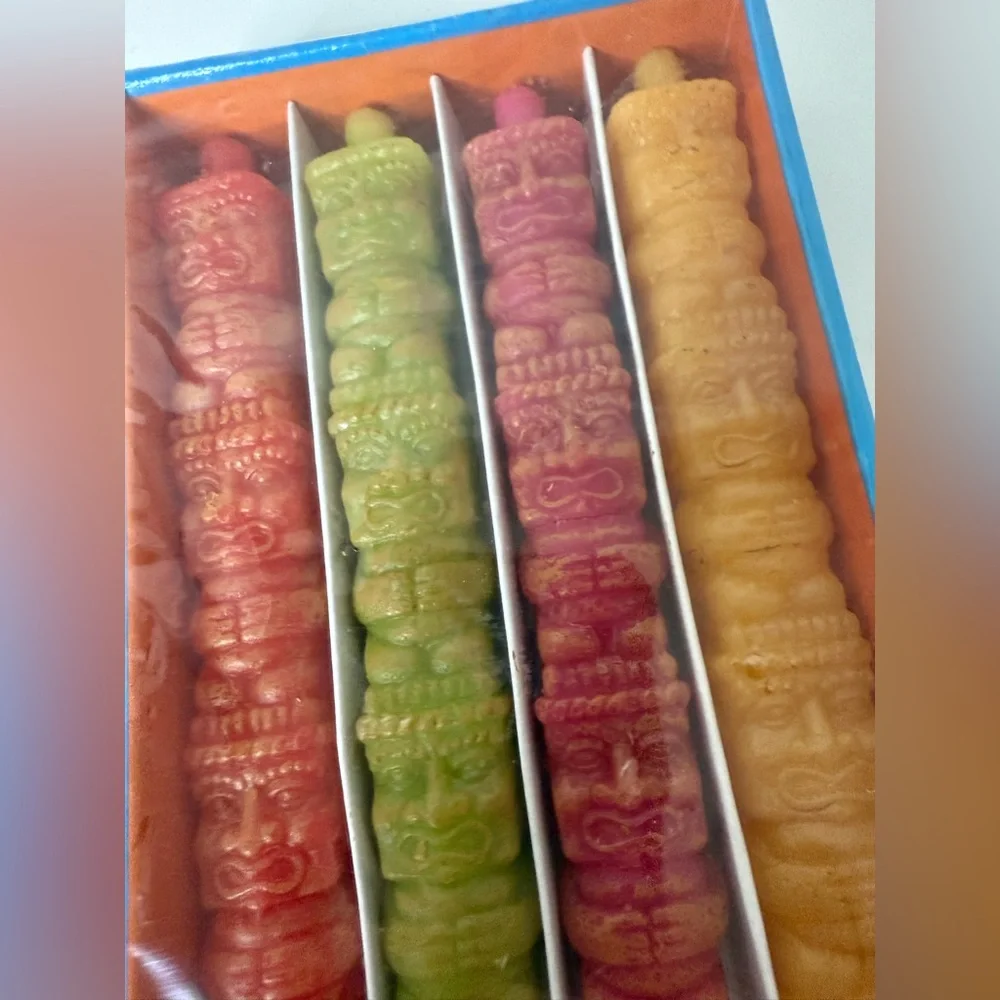 Boston Warehouse‎ Bali H’Ai mini citronella Tiki torches candles